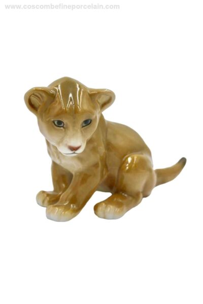 Royal Copenhagen Lion Cub 2530