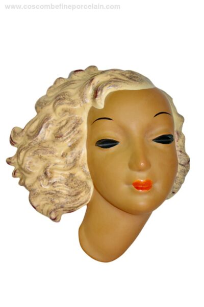 Goldscheider Austria Blonde Wall Mask