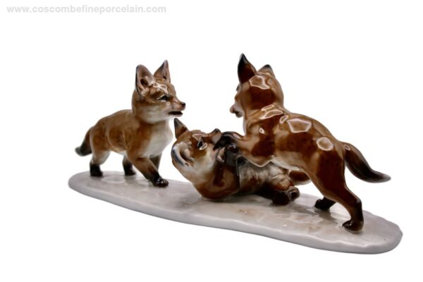Rosenthal fox cubs by Fritz Heidenreich