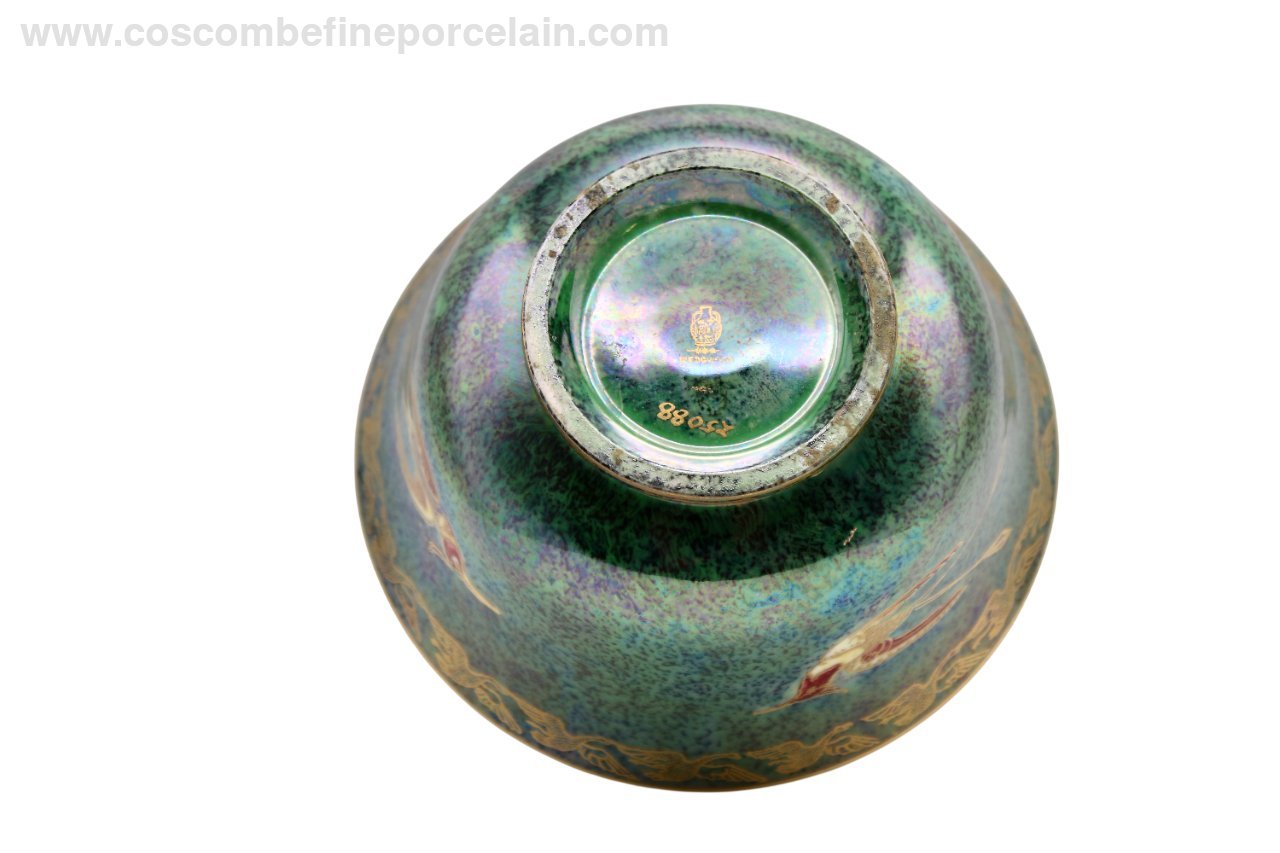 Dark Green Lustre Byerley Bowl - Image 4