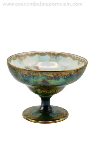 Wedgwood Green Melba Cup Lustre Z4831 Daisy Makeig-Jones