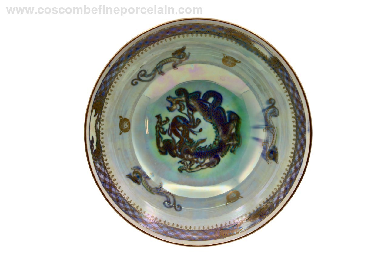 Wedgwood Green Lustre Imperial Celestial Dragons Bowl Z4831