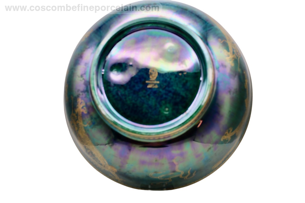 Wedgwood Green Lustre Imperial Celestial Dragons Bowl Z4831