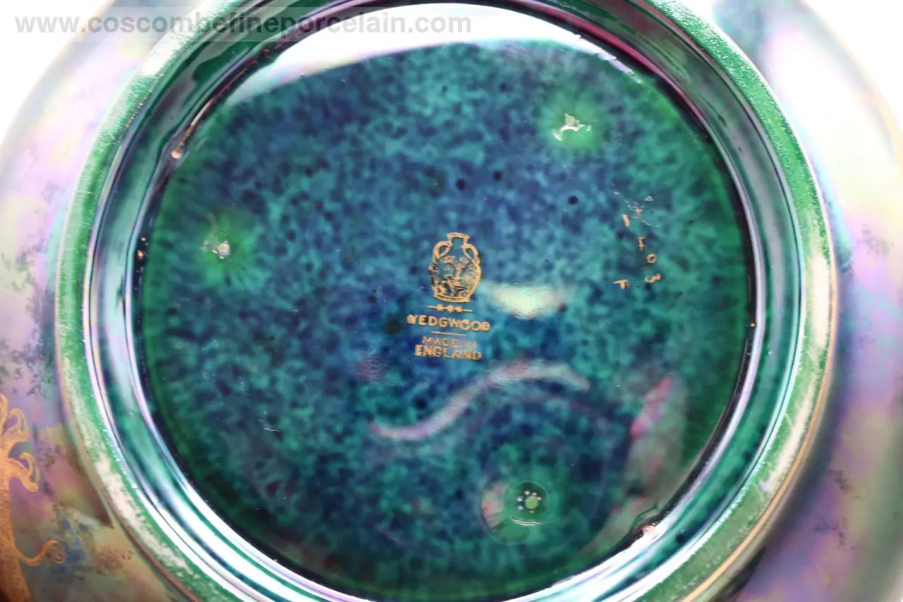 Wedgwood Green Lustre Imperial Celestial Dragons Bowl Z4831